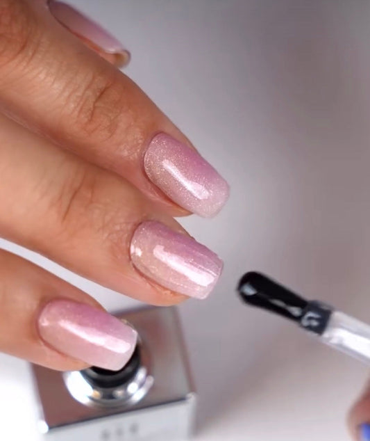 How to Use Nail Toppers on Gel Nail Strips