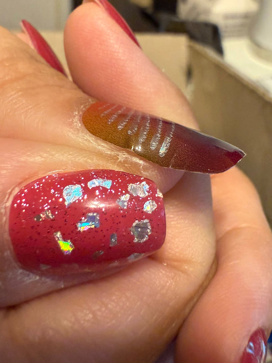 Why Are My Gel Nail Strips Not Sticking? 7 Fixes for a Long-Lasting At Home Manicure